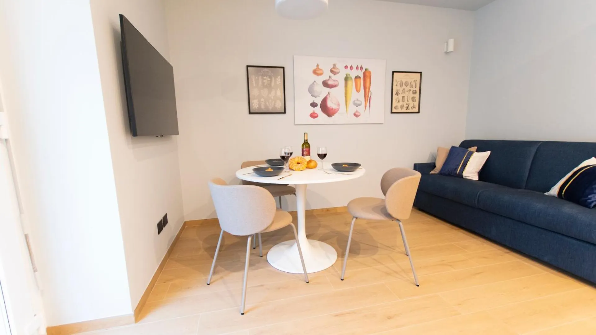 Apartmán Ihost Luxury -Private Parking- Plana 4 Milán 0*,  Itálie